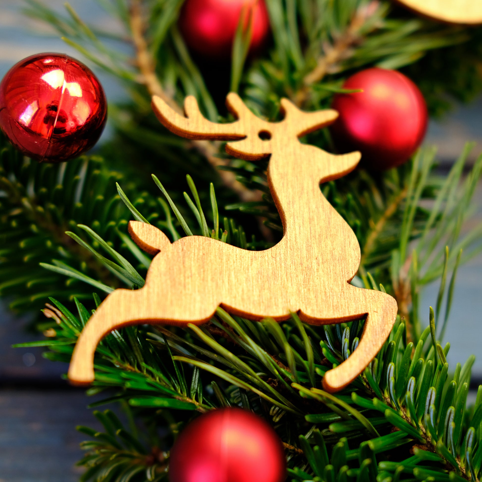 Decorațiuni pentru Crăciun din lemn - Lovelo