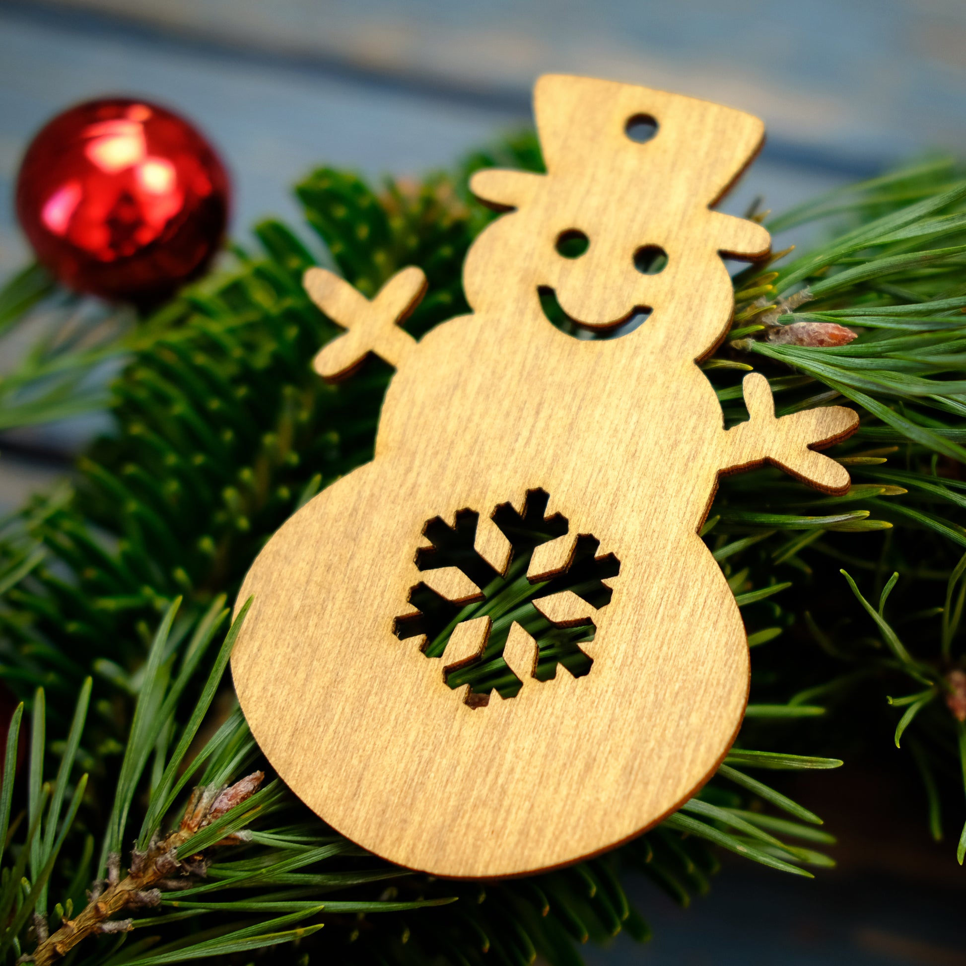 Decorațiuni pentru Crăciun din lemn - Lovelo
